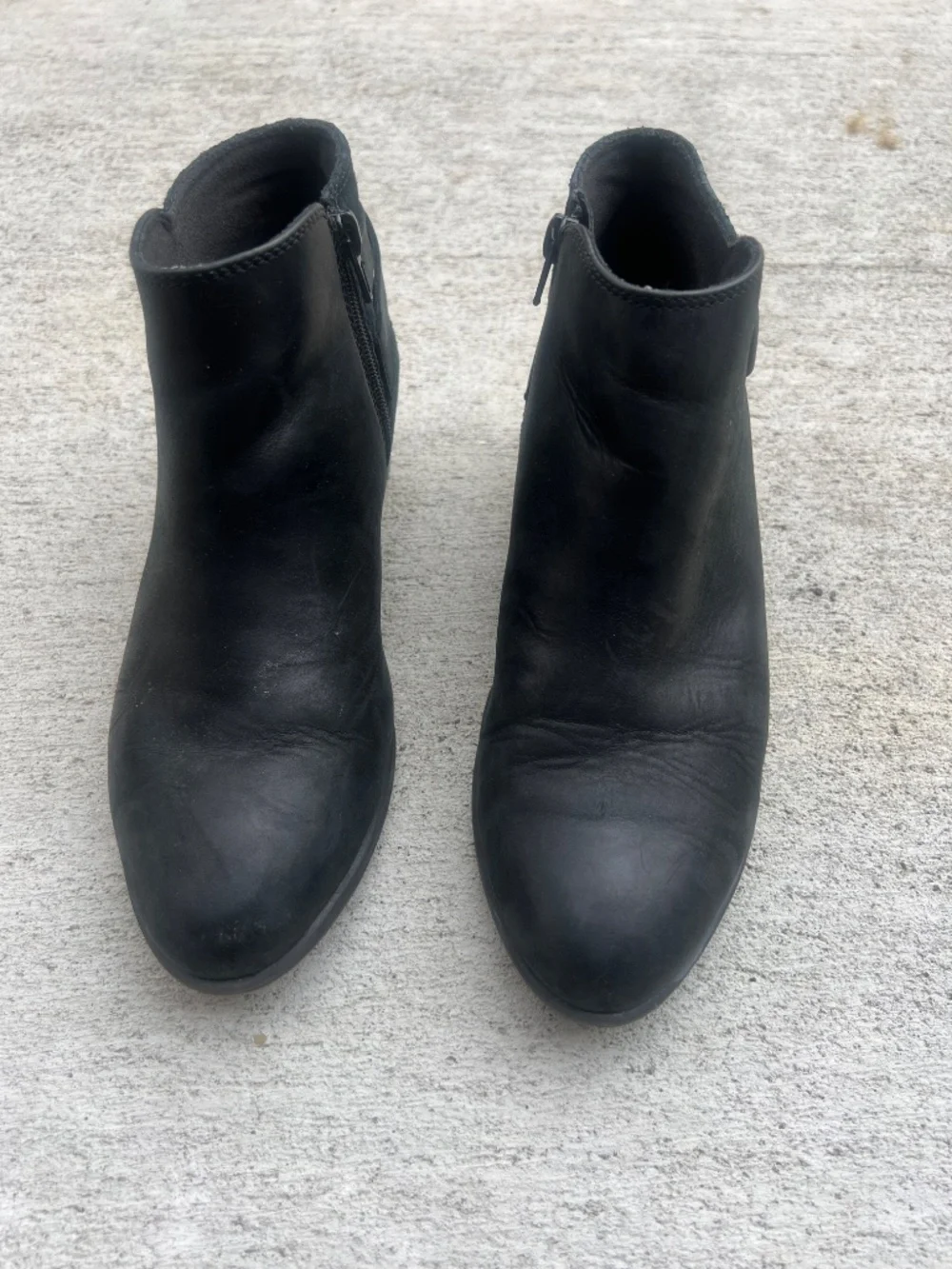 Clarks Addiy Gladys Black Leather Boots - With Box (Size 7)